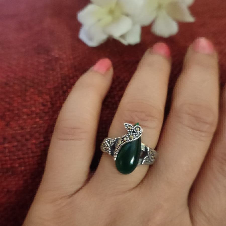 Green onyx Peacock silver ring 